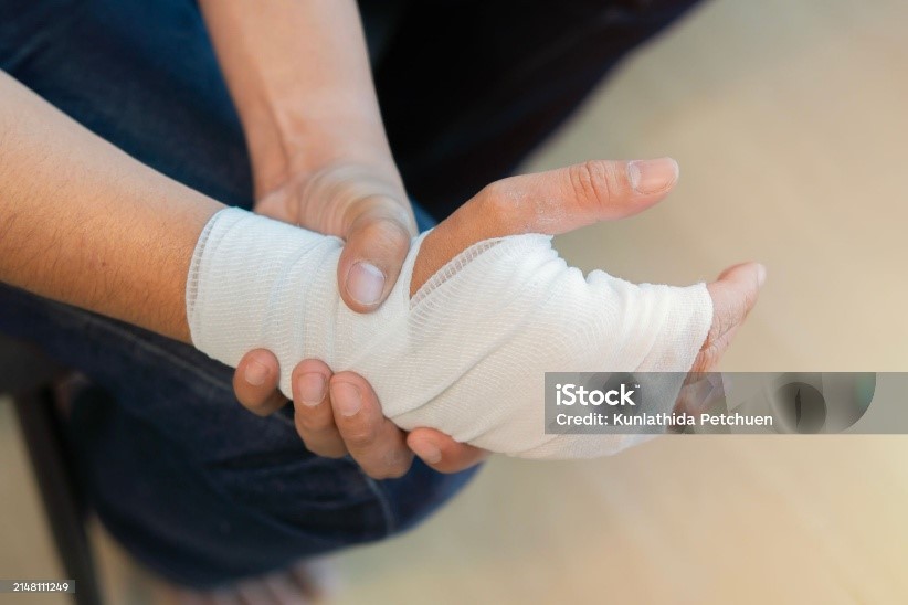 Take Control of Workplace Injuries. With Efficient Care and Minimum Disruption in the Workplace 